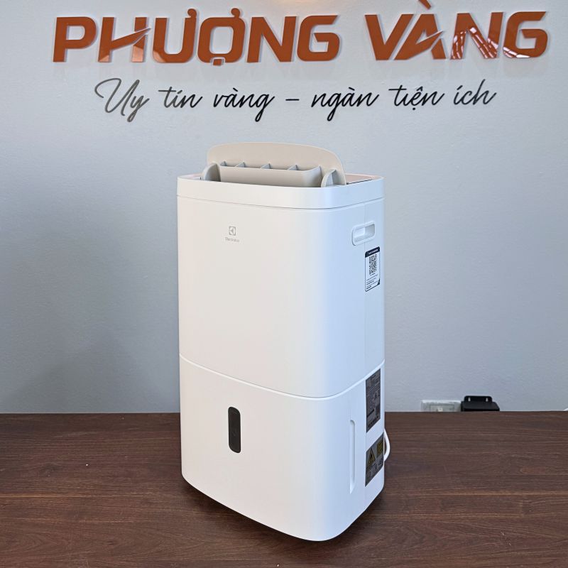 May hut am electrolux edh10trbw1 5